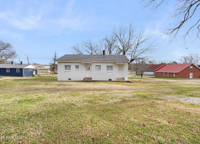 Property at 303 Rosin Hill Ln, Spring Hope, NC 27882, 2 beds, 1 bath