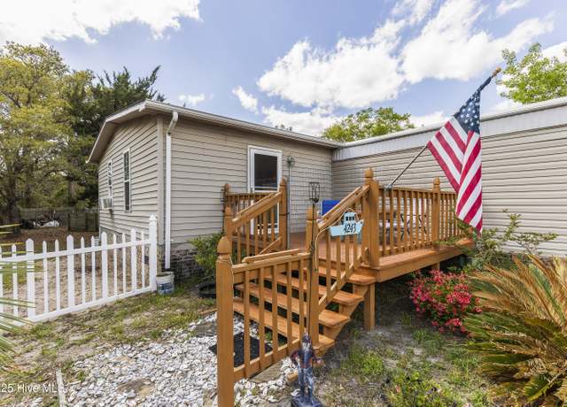 Property at 4243 Main Sail St SE, Southport, NC 28461, 3 beds, 2 baths