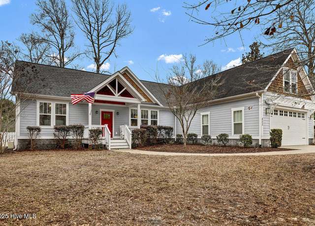 Property at 802 Sarah Ln, Hampstead, NC 28443, 3 beds, 2 baths