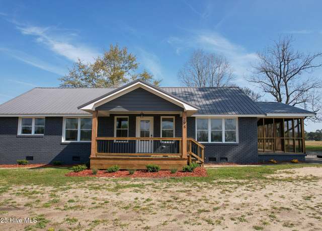 Property at 798 Sellers Town Rd, Whiteville, NC 28472, 2 beds, 2 baths