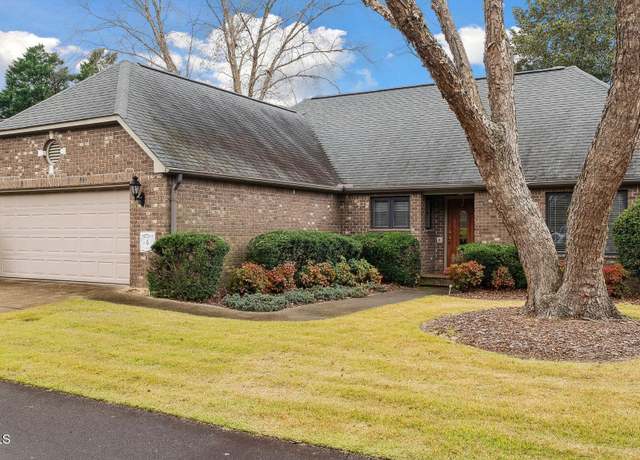 Property at 6 Chalford Pl, Pinehurst, NC 28374, 3 beds, 2 baths