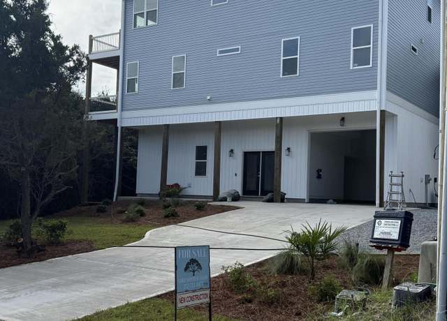 Property at 1707 Emerald Dr, Emerald Isle, NC 28594, 4 beds, 4 baths