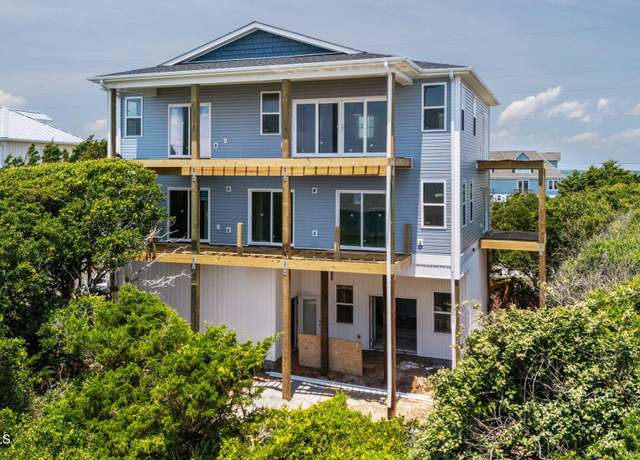 Property at 1707 Emerald Dr, Emerald Isle, NC 28594, 4 beds, 4 baths