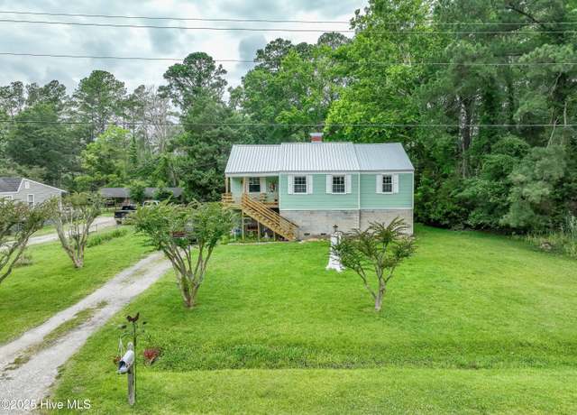 Property at 766 Swan Point Rd, Washington, NC 27889, 3 beds, 1 bath