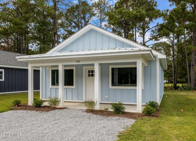 Property at 206 Long Pond Loop, Swansboro, NC 28584, 2 beds, 1 bath
