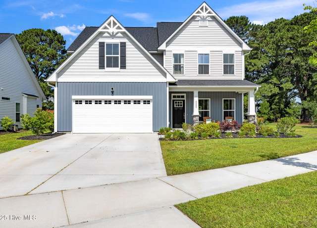 Property at 3520 Daufuskie Dr, Wilmington, NC 28412, 4 beds, 3.5 baths