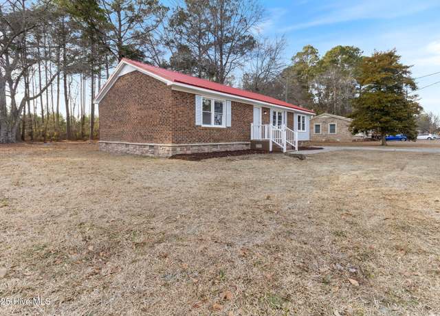 Property at 1728 Black Jack Simpson Rd, Greenville, NC 27858, 3 beds, 2 baths