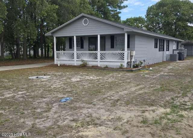 Property at 632 Live Oak Dr, Sunset Beach, NC 28468, 2 beds, 1.5 baths