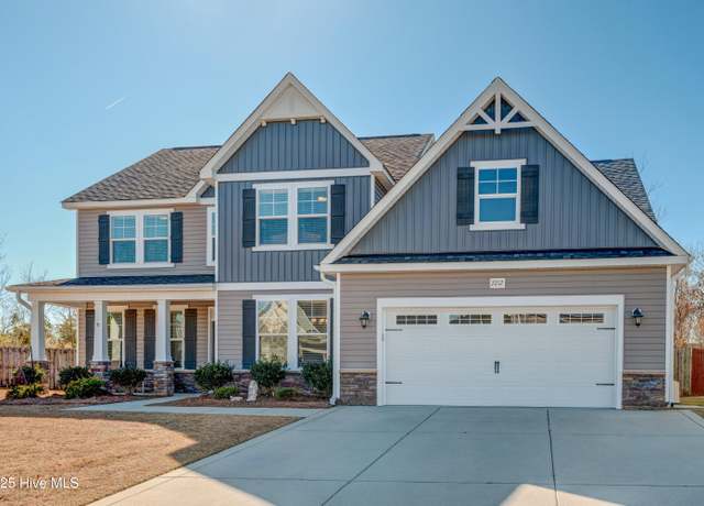 Property at 7212 Sanctuary Dr, Wilmington, NC 28411, 5 beds, 3.5 baths