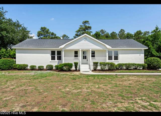 Property at 109 Inlet Ct, Hampstead, NC 28443, 3 beds, 2 baths