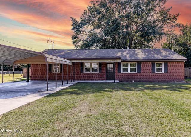 Property at 2610 Hill Drive Cir, Goldsboro, NC 27534, 3 beds, 1.5 baths