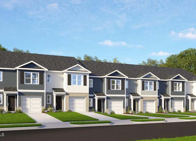Property at 221 Maddox Dr, Aberdeen, NC 28315, 3 beds, 2.5 baths