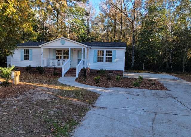 Property at 192 Bogue Forest Dr, Newport, NC 28570, 3 beds, 2 baths