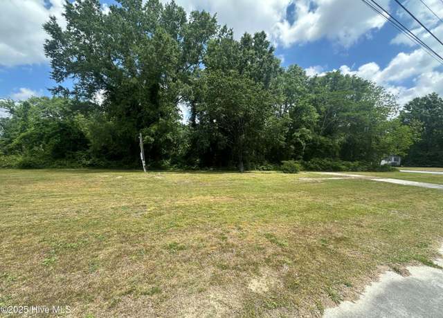 Property at 301 W Moore St, Greenville, NC 27834