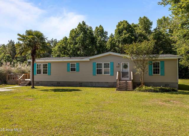 Property at 330 Mcdaniel Dr, Beaufort, NC 28516, 3 beds, 2 baths