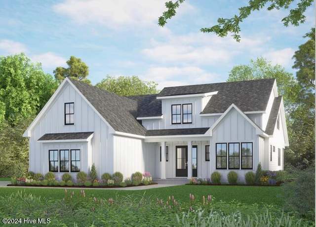 Property at 976 Crown Pointe Dr, Hampstead, NC 28443, 4 beds, 3.5 baths