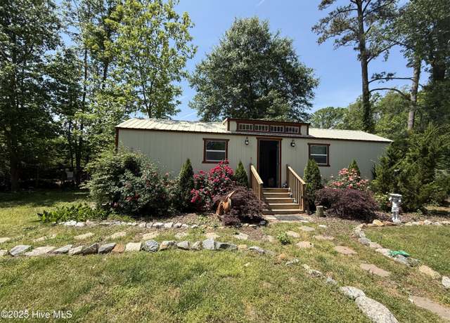 Property at 207 N Broad St, Everetts, NC 27825, 2 beds, 1 bath