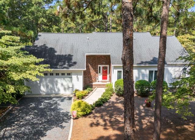 Property at 28 Windsong Pl, Whispering Pines, NC 28327, 3 beds, 2.5 baths