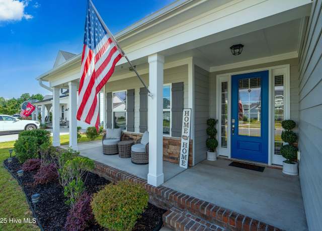 Property at 61 Sailor Sky Way, Hampstead, NC 28443, 4 beds, 2.5 baths