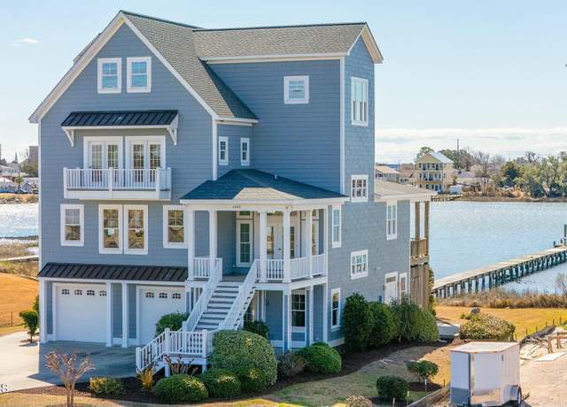 Property at 1405 Oglesby Rd, Morehead City, NC 28557, 3 beds, 4 baths
