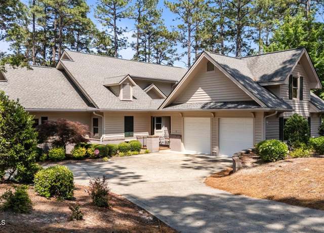 Property at 26 Cumberland Dr, Pinehurst, NC 28374, 3 beds, 4.5 baths