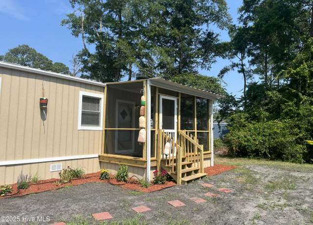Property at 3100 Gill Net Ave SW, Supply, NC 28462, 2 beds, 1 bath