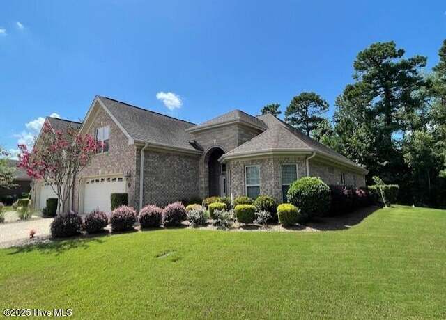 Property at 8269 Crest Top Ct NE, Leland, NC 28451, 4 beds, 3 baths