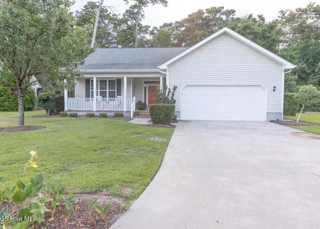 Property at 1113 Palmer Way, Morehead City, NC 28557, 3 beds, 2 baths