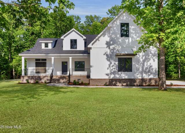 Property at 140 E Ag Dr, New Bern, NC 28562, 3 beds, 2.5 baths