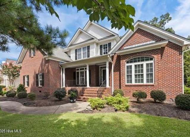Property at 809 Chesapeake Pl, Greenville, NC 27858, 4 beds, 3.5 baths