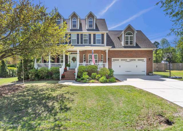 Property at 362 Weir Dr, Hampstead, NC 28443, 4 beds, 2.5 baths