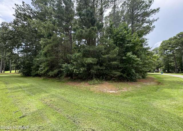 Property at 8 Flat Creek Ct, Hertford, NC 27944
