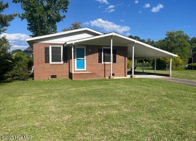 Property at 117 Brookfield Dr, Wilmington, NC 28405, 3 beds, 1.5 baths