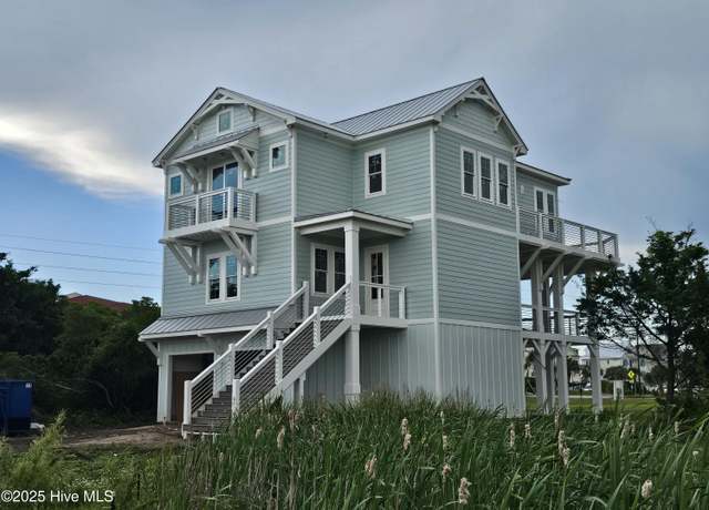 Property at 6 Cape Ln, North Topsail Beach, NC 28460, 3 beds, 3.5 baths