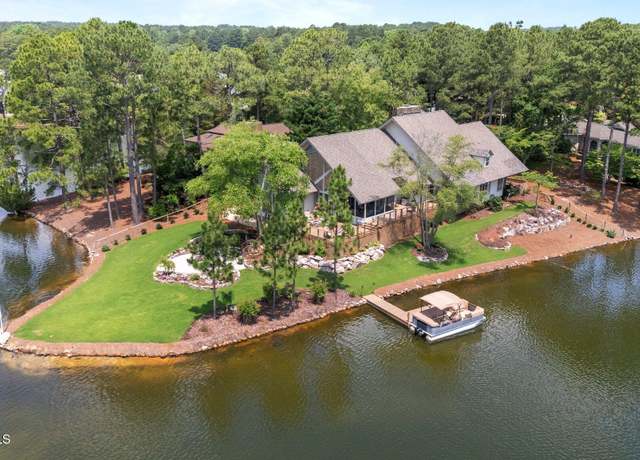 Property at 4 Lake Shore Ct, Pinehurst, NC 28374, 4 beds, 3.5 baths