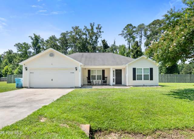 Property at 104 Hidden Hollow Dr, Richlands, NC 28574, 3 beds, 2 baths