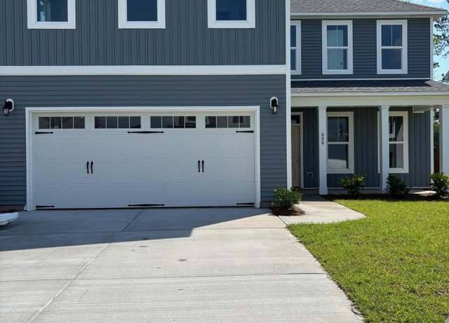 Property at 806 Red Sky Dr NE, Winnabow, NC 28479, 5 beds, 3.5 baths