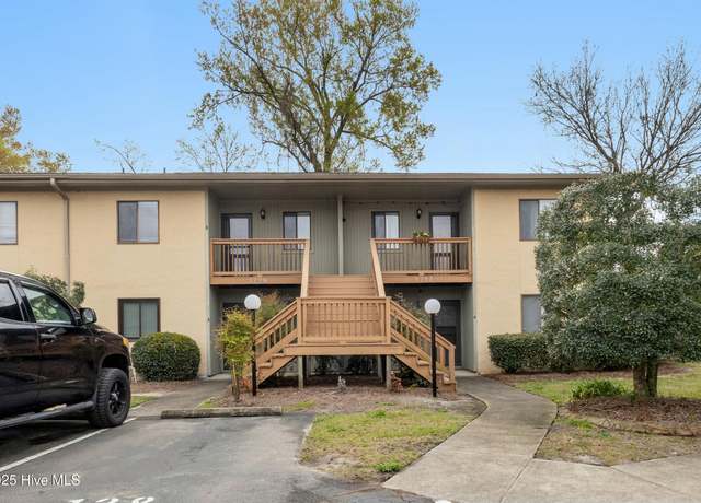 Property at 3729 Saint Johns Ct Unit B, Wilmington, NC 28403, 2 beds, 2 baths
