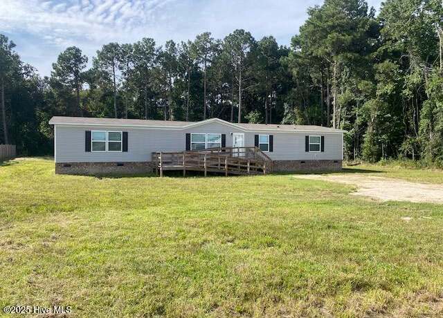 Property at 1344 Jenkins Farm Rd, Pinetops, NC 27864, 5 beds, 3 baths