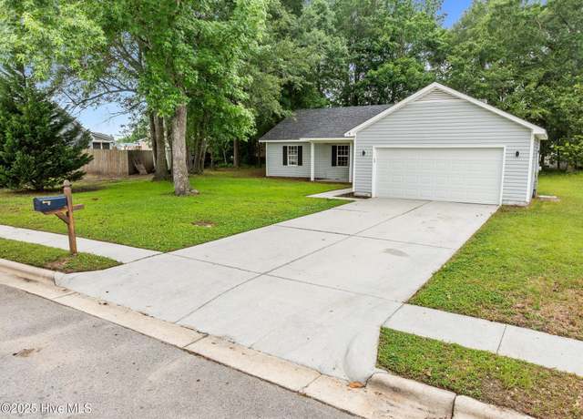 Property at 207 Winter Rd, Jacksonville, NC 28540, 4 beds, 2 baths