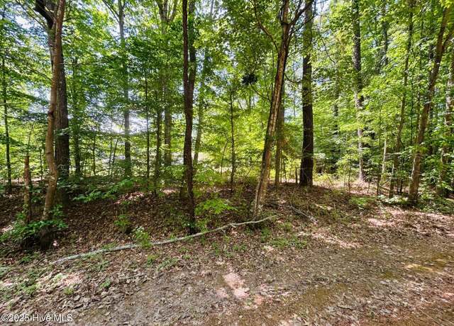 Property at 15 Discovery Ct, Hertford, NC 27944