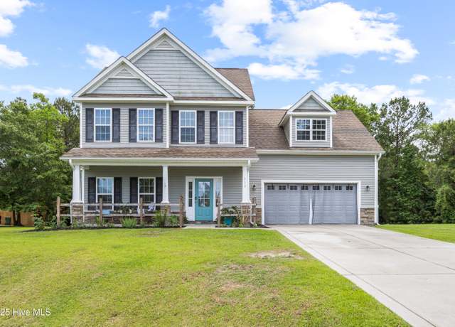 Property at 112 Norine Dr, Holly Ridge, NC 28445, 3 beds, 2.5 baths