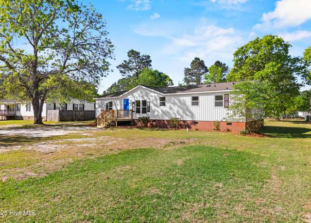 Property at 3593 Blue Banks Loop Rd NE, Leland, NC 28451, 3 beds, 2 baths