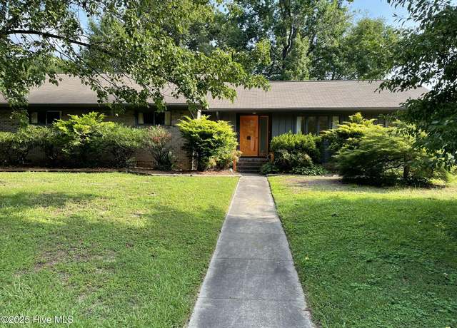 Property at 1106 Parkside Dr NW, Wilson, NC 27896, 3 beds, 2 baths