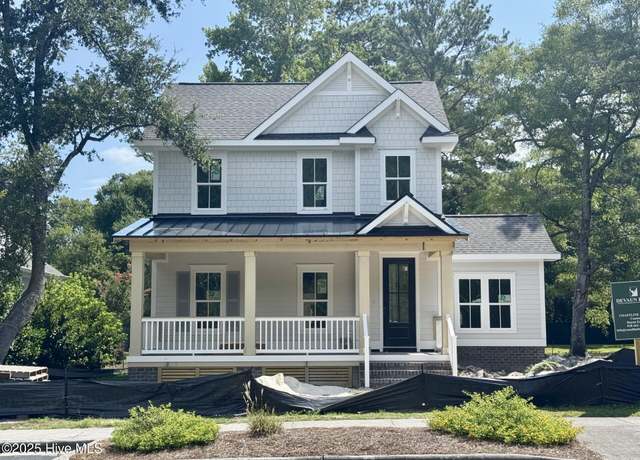 Property at 9118 E Lake Rd, Calabash, NC 28467, 4 beds, 3 baths