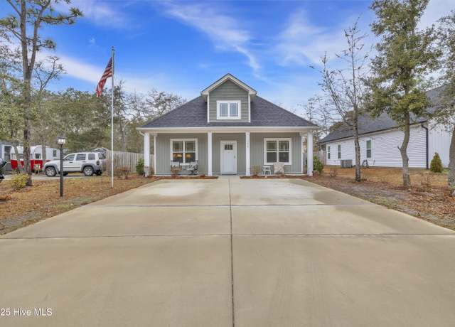 Property at 123 NE 12th St, Oak Island, NC 28465, 3 beds, 2 baths