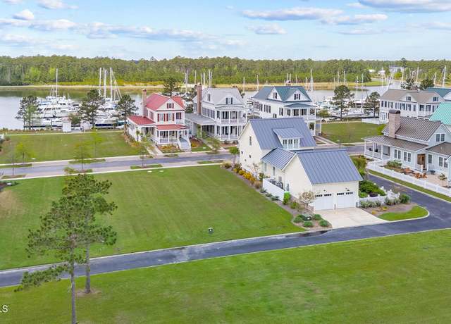 Property at 316 E Harborside Rd, Oriental, NC 28571