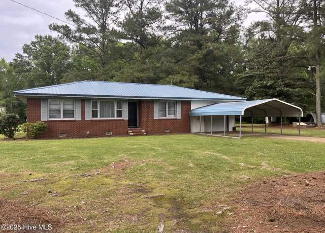 Property at 2351 Leggett Mill Rd, Williamston, NC 27892, 3 beds, 1 bath