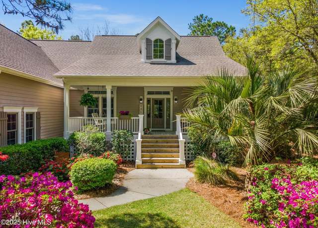 Property at 552 Glenmora Ave SW, Supply, NC 28462, 3 beds, 3.5 baths
