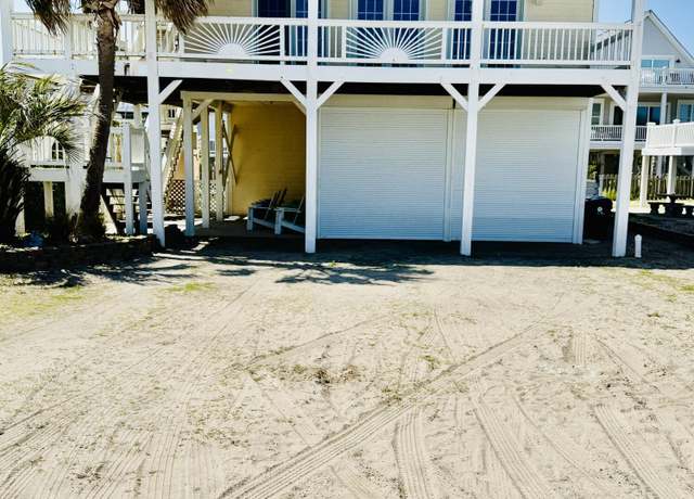 Property at 1505 N Shore Dr, Surf City, NC 28445, 3 beds, 3 baths